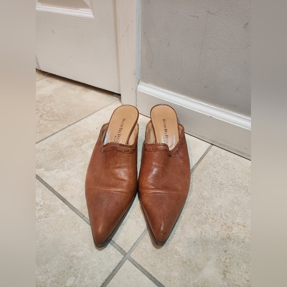 Duccio Del Duca Milano pointy slip on mules